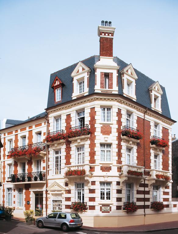 Hotel Le Fer A Cheval Trouville-sur-Mer Exterior foto