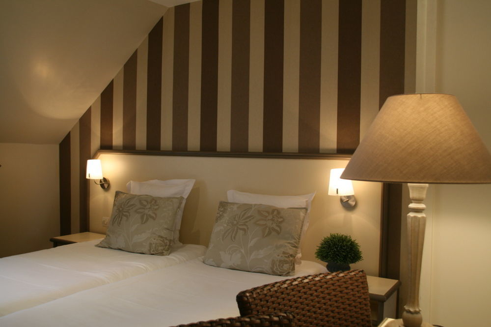 Hotel Le Fer A Cheval Trouville-sur-Mer Exterior foto